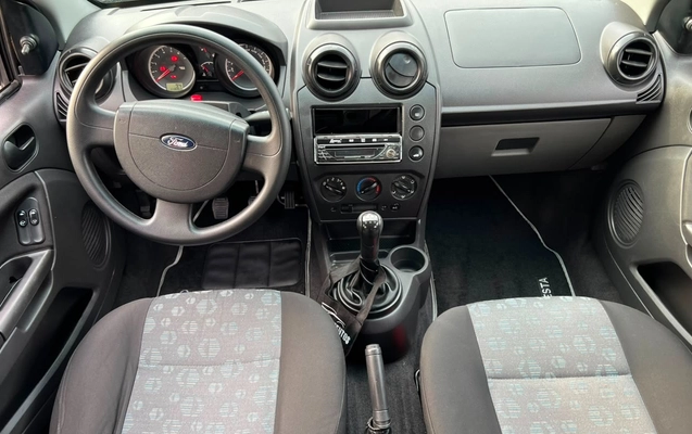 imagem-https://www.socarrao.com.br/sc-vehicle-images-prod/3325772/1787255744918-Ny5qcGc.jpg