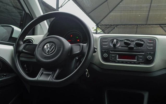 imagem-https://www.socarrao.com.br/sc-vehicle-images-prod/3325927/1789664971000-8304675_8_B_d954bad859.jpeg