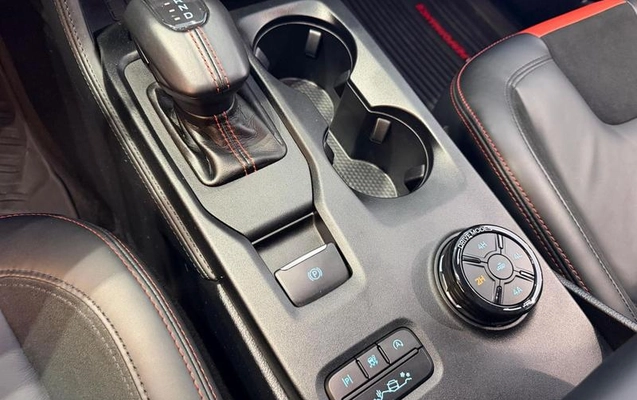imagem-https://www.socarrao.com.br/sc-vehicle-images-prod/3326040/1787338445362-8395924_6_B_efe3cb5380.jpeg