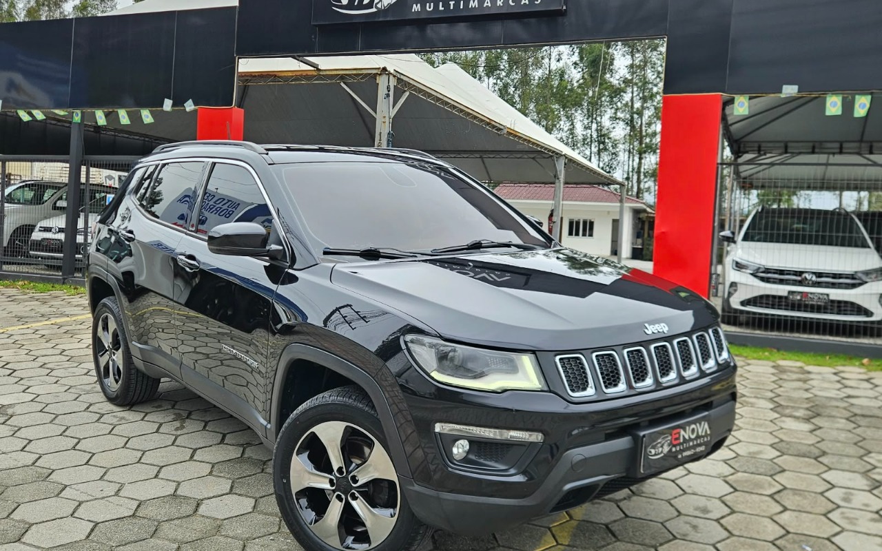 Jeep Compass 2017 Preto — foto 1 de 3