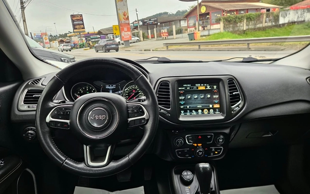 imagem-https://www.socarrao.com.br/sc-vehicle-images-prod/3326563/1787162217055-SU1HLTIwMjYwODE5LVdBMDExOS5qcGc.jpg