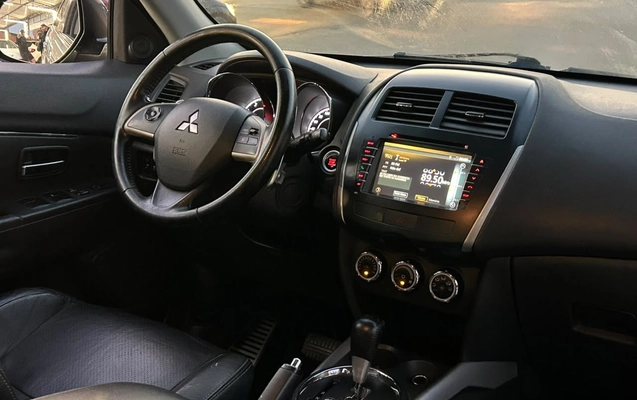 imagem-https://www.socarrao.com.br/sc-vehicle-images-prod/3326565/1789832391119-003_7e32e2a8d066584a2117e85a148de3a1.jpeg