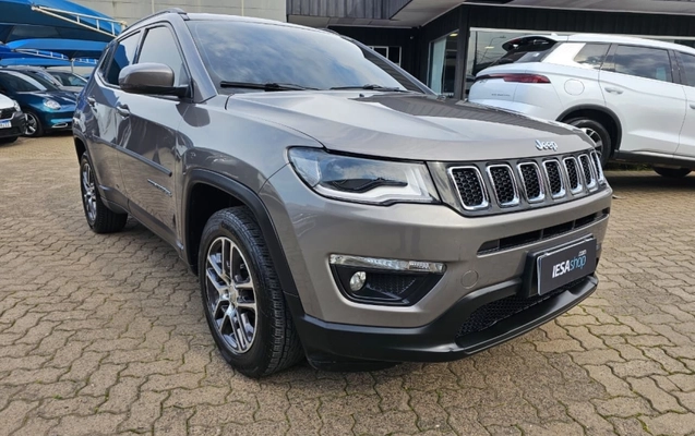 imagem-https://www.socarrao.com.br/sc-vehicle-images-prod/3326580/1787162308889-rguRBu0mdMoJmsqHKIj59cdnAEjolUVr.jpg