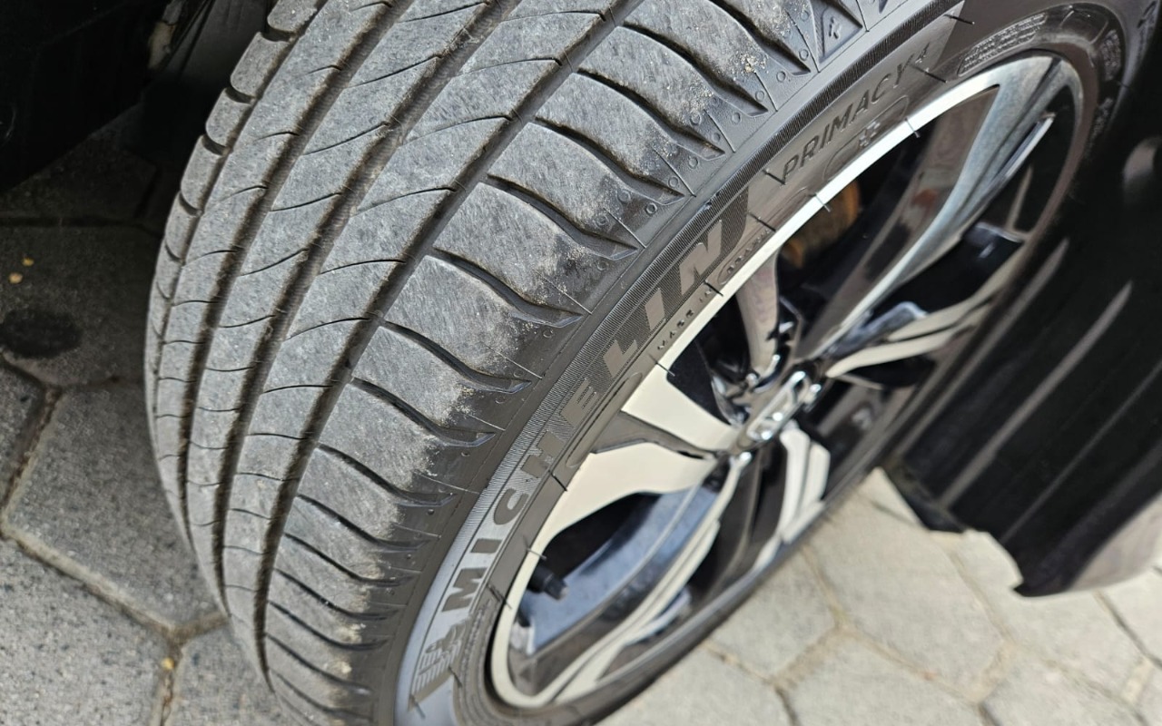 imagem-https://www.socarrao.com.br/sc-vehicle-images-prod/3326591/1787162512075-SU1HLTIwMjYwODE5LVdBMDE0Mi5qcGc.jpg