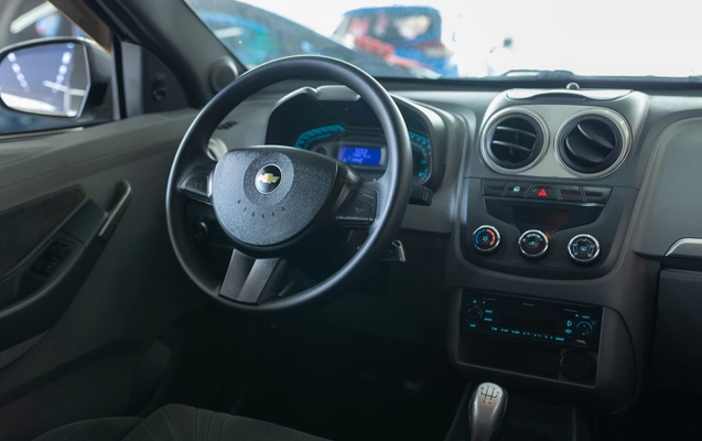 imagem-https://www.socarrao.com.br/sc-vehicle-images-prod/3326626/1787162868137-PAuSvNjfbZsYIBLnyEJRiCdZtWnClgKq.jpg