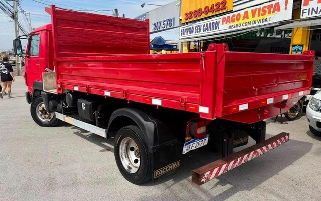 imagem-https://www.socarrao.com.br/sc-vehicle-images-prod/3326669/1787163064171-8396205_10_B_7680f724a3.jpeg