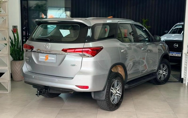 imagem-https://www.socarrao.com.br/sc-vehicle-images-prod/3326752/1788187185273-8383833_7_B_ebbe704bcf.jpeg