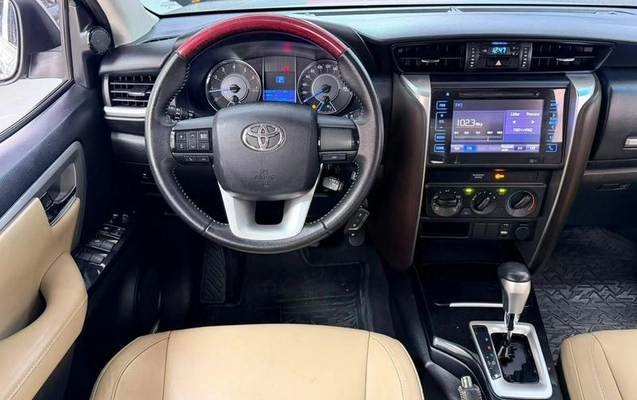 imagem-https://www.socarrao.com.br/sc-vehicle-images-prod/3326752/1788187185292-8383833_13_B_d08a420b42.jpeg
