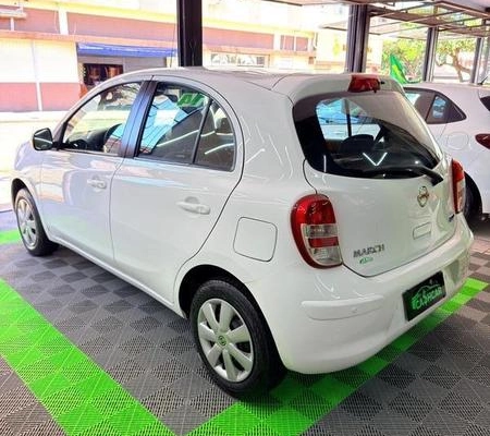 imagem-https://www.socarrao.com.br/sc-vehicle-images-prod/3326866/1787164041935-8364139_3_B_d9fd8349de.jpeg