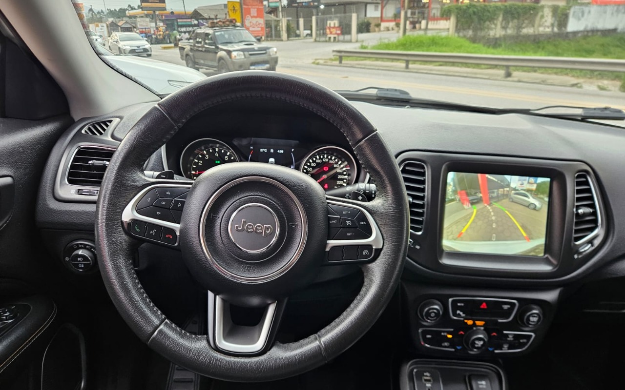imagem-https://www.socarrao.com.br/sc-vehicle-images-prod/3326939/1787164198848-SU1HLTIwMjYwODExLVdBMDA3NC5qcGc.jpg