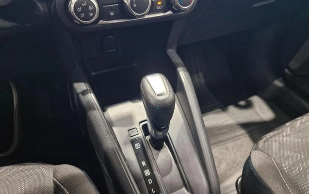 imagem-https://www.socarrao.com.br/sc-vehicle-images-prod/3326953/1790001450263-8359749_13_B_d0083a1500.jpeg