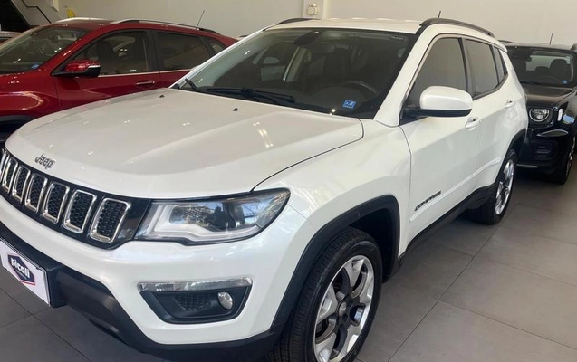 imagem-https://www.socarrao.com.br/sc-vehicle-images-prod/3327023/1788446646466-8391567_1_B_27f0b40928.jpeg