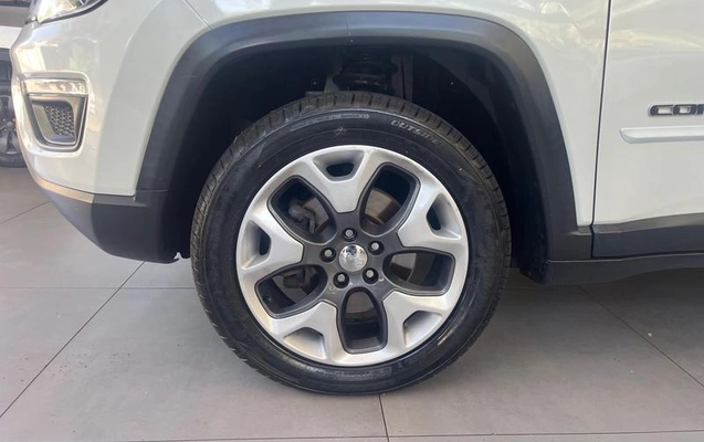 imagem-https://www.socarrao.com.br/sc-vehicle-images-prod/3327023/1788446646478-8391567_6_B_6162ebc581.jpeg