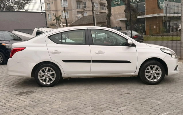 imagem-https://www.socarrao.com.br/sc-vehicle-images-prod/3327336/1787165651399-7_035921.jpg