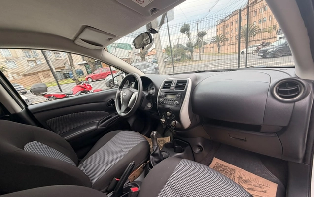 imagem-https://www.socarrao.com.br/sc-vehicle-images-prod/3327336/1787165651407-6_035921.jpg