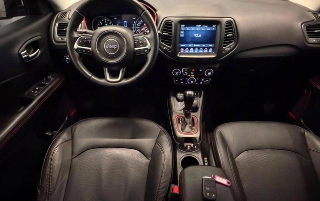 imagem-https://www.socarrao.com.br/sc-vehicle-images-prod/3327351/1787165680867-8392147_8_B_1f34506550.jpeg