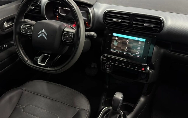 imagem-https://www.socarrao.com.br/sc-vehicle-images-prod/3327434/1789649281243-gb-6ee445d.jpeg