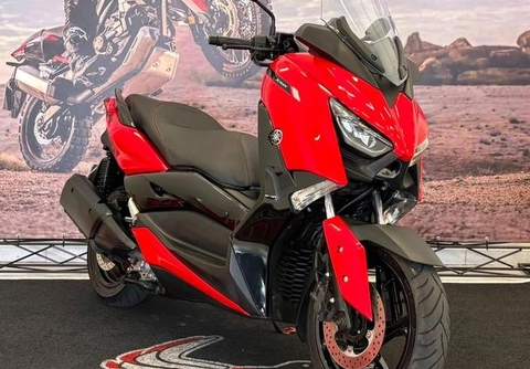 Yamaha XMAX 250 ABS 2023 Vermelho — foto 1 de 3