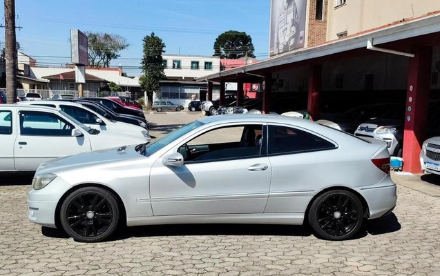 imagem-https://www.socarrao.com.br/sc-vehicle-images-prod/3327591/1787168018760-8395349_21_B_836f43571d.jpeg