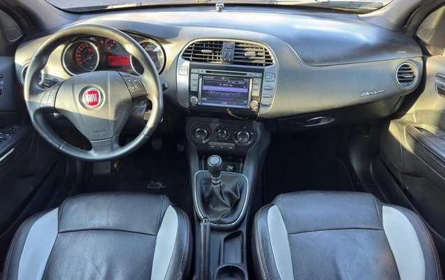 imagem-https://www.socarrao.com.br/sc-vehicle-images-prod/3327629/1788440190345-8392156_0_B_b18f766db1.jpeg
