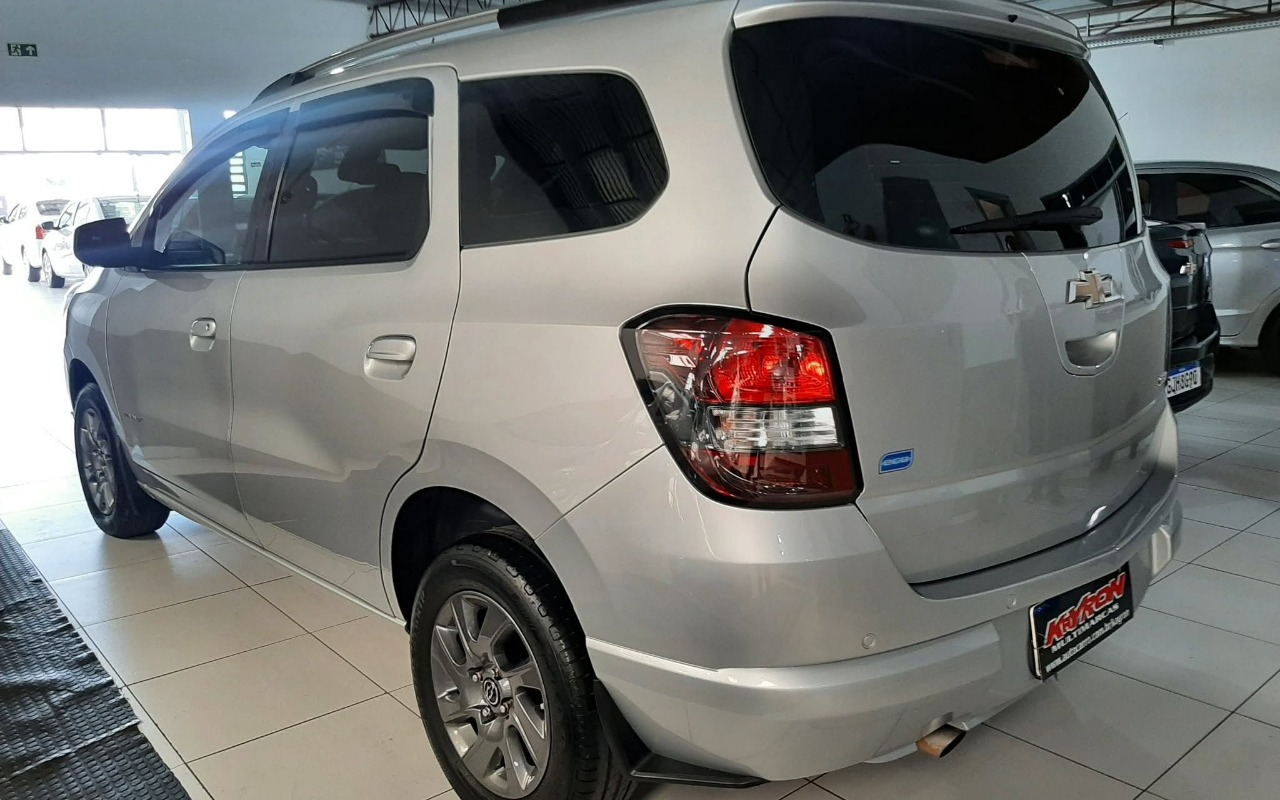 imagem-https://www.socarrao.com.br/sc-vehicle-images-prod/3327664/1787183467132-My5qcGc.jpg