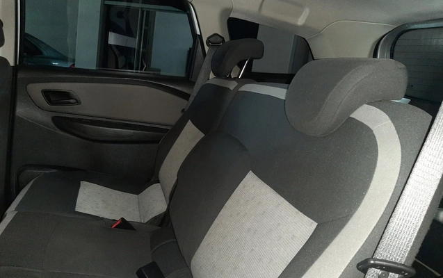 imagem-https://www.socarrao.com.br/sc-vehicle-images-prod/3327664/1787183467586-OS5qcGc.jpg