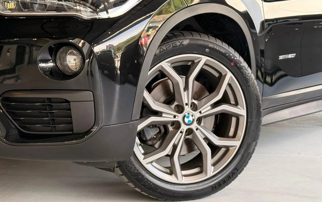 imagem-https://www.socarrao.com.br/sc-vehicle-images-prod/3327747/1787166951066-568b10ff3e3d45c18862c9b28f9182b9_1787164622139.jpg