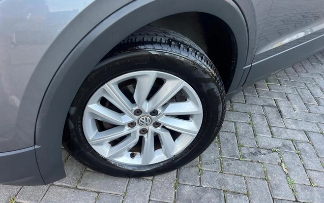 imagem-https://www.socarrao.com.br/sc-vehicle-images-prod/3327987/1789395589467-8367905_5_B_dd117b431f.jpeg