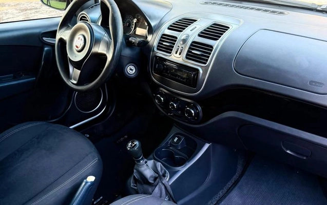 imagem-https://www.socarrao.com.br/sc-vehicle-images-prod/3328029/1788968998867-8396871_19_B_87af45f405.jpeg