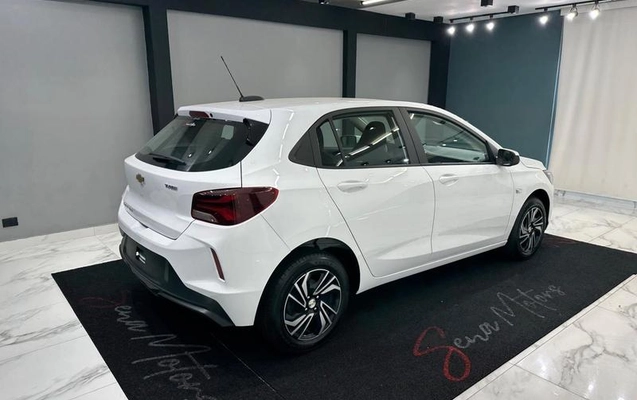 imagem-https://www.socarrao.com.br/sc-vehicle-images-prod/3328061/1789661159973-8353944_4_B_512a75fd9e.jpeg