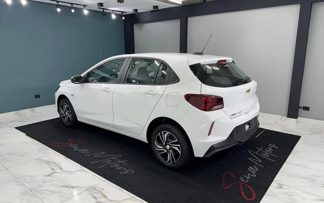 imagem-https://www.socarrao.com.br/sc-vehicle-images-prod/3328061/1789661159976-8353944_6_B_fe312b0245.jpeg