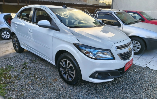 imagem-https://www.socarrao.com.br/sc-vehicle-images-prod/3328225/1787168270378-SU1HXzIwMjYwODE5XzE2MTM1MDUxMV9IRFIuanBn.jpg
