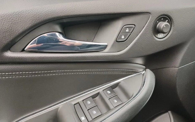 imagem-https://www.socarrao.com.br/sc-vehicle-images-prod/3328240/1787168410940-gb-d2caa8a.jpeg