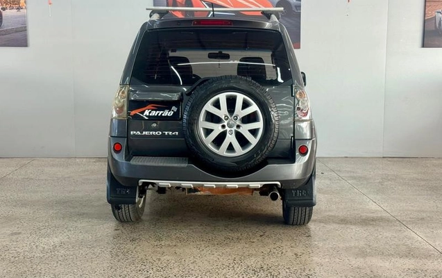imagem-https://www.socarrao.com.br/sc-vehicle-images-prod/3328352/1787168869404-8335920_4_B_103116c134.jpeg