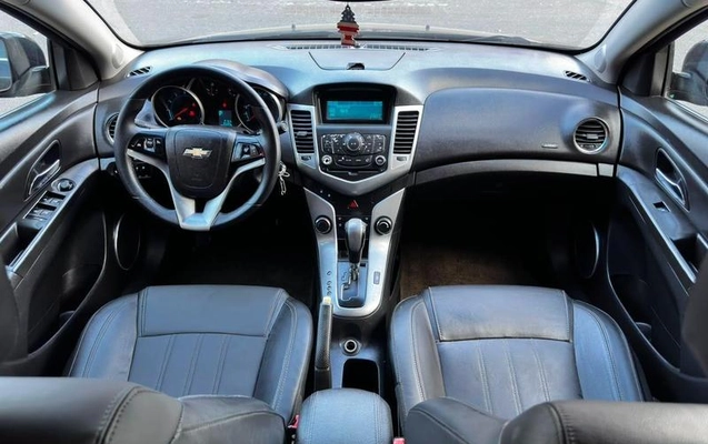 imagem-https://www.socarrao.com.br/sc-vehicle-images-prod/3328497/1789047851454-8235695_0_B_af7862f8dc.jpeg
