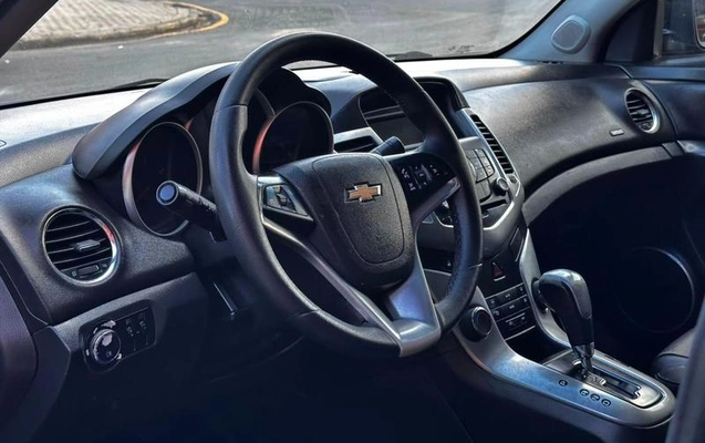 imagem-https://www.socarrao.com.br/sc-vehicle-images-prod/3328497/1789047851455-8235695_2_B_766bc073f5.jpeg