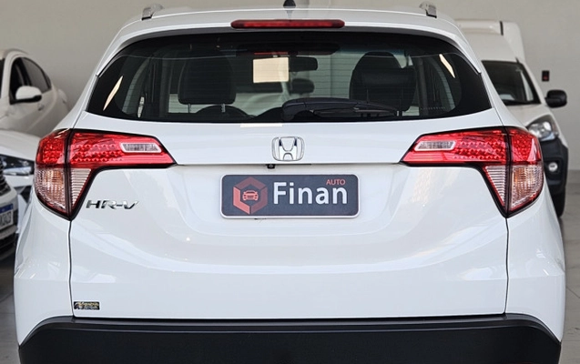 imagem-https://www.socarrao.com.br/sc-vehicle-images-prod/3328554/1787169233452-N0CNQ2JAmlCx2awIK9I7vxFUx1dkWkuF.jpg