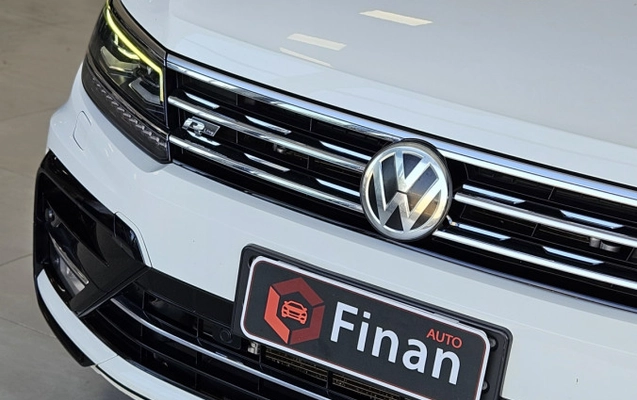 imagem-https://www.socarrao.com.br/sc-vehicle-images-prod/3328606/1787169418351-BnKwrSRMekPkpZE6hZBzHwQ8azdAJgJ0.jpg