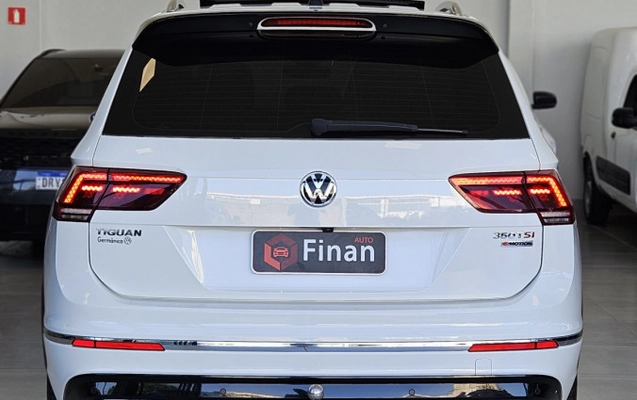 imagem-https://www.socarrao.com.br/sc-vehicle-images-prod/3328606/1787169418358-j6vF8htci13V6gVZYaQwhbLa9TGufO9M.jpg