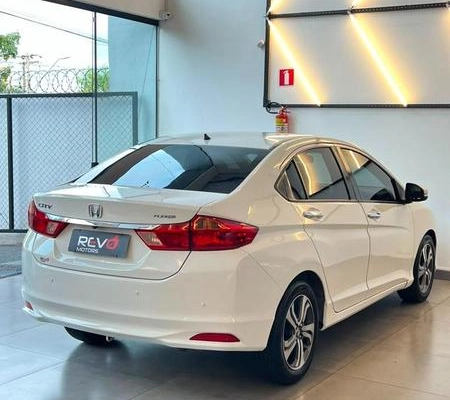 imagem-https://www.socarrao.com.br/sc-vehicle-images-prod/3328638/1787576025645-8284142_7_B_42a0ad5a80.jpeg