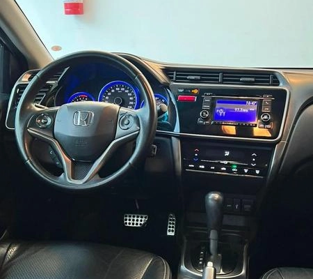 imagem-https://www.socarrao.com.br/sc-vehicle-images-prod/3328638/1787576025649-8284142_7_B_030ba94352.jpeg