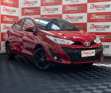 Toyota Yaris 2022 Vermelho — foto 1 de 3
