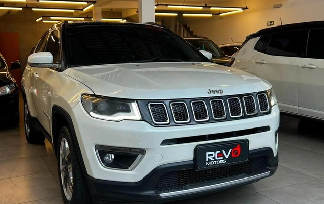 imagem-https://www.socarrao.com.br/sc-vehicle-images-prod/3328656/1789505985779-8298996_0_B_5f01b560bd.jpeg
