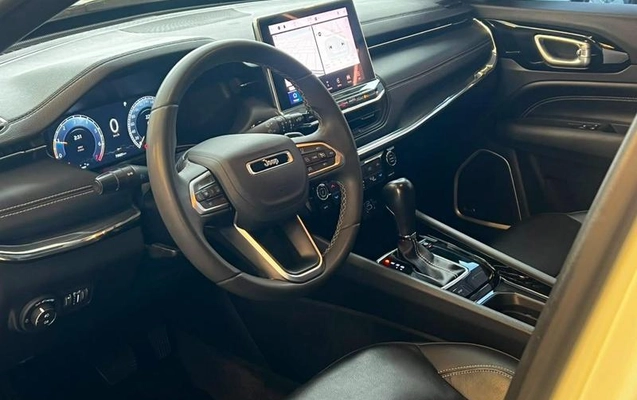 imagem-https://www.socarrao.com.br/sc-vehicle-images-prod/3328659/1789506128510-8284807_1_B_08794f9f40.jpeg