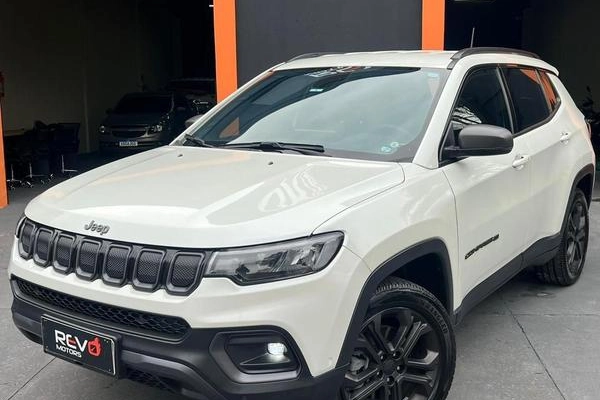 imagem-https://www.socarrao.com.br/sc-vehicle-images-prod/3328665/1787576428132-8212837_19_B_71540baf28.jpeg