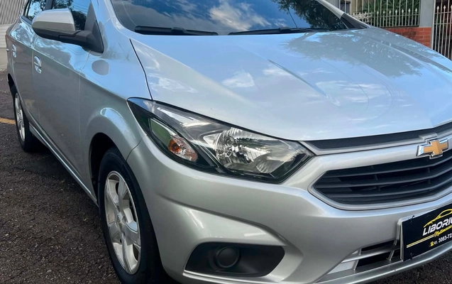 imagem-https://www.socarrao.com.br/sc-vehicle-images-prod/3328666/1787169646127-ZGQzZjY3NTEtNmM1Mi00MWU1LTlmOGItMGZiOTZiZTExZGIxLmpwZw.jpg