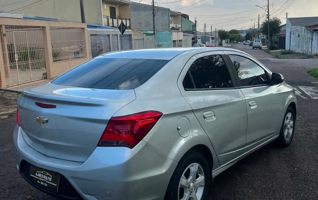 imagem-https://www.socarrao.com.br/sc-vehicle-images-prod/3328666/1787169646552-M2I4MTZmODQtYzkzYi00MzBhLTk1ZDYtOTIxZjdjODhlYzEyLmpwZw.jpg