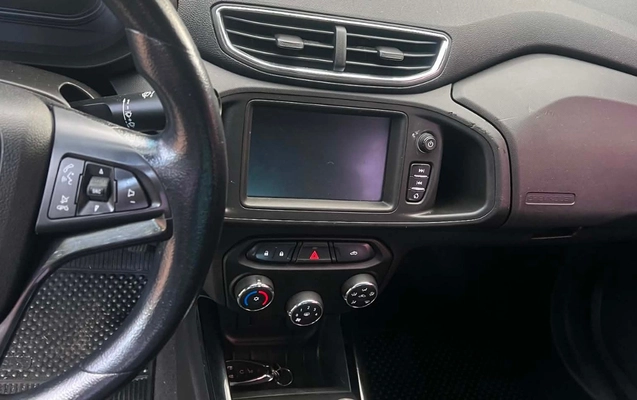 imagem-https://www.socarrao.com.br/sc-vehicle-images-prod/3328666/1787169646688-MDc5YWJiYTctNmFlOC00OGU1LThkZGItMjBmN2VkOThkOWE2LmpwZw.jpg