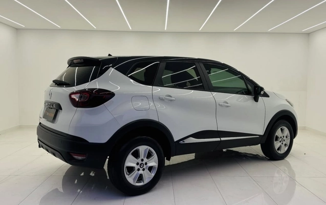imagem-https://www.socarrao.com.br/sc-vehicle-images-prod/3328754/1787253962709-vehicle_image_1787169788_d274cd5e8cb46b99b537a29b9f254819.jpeg