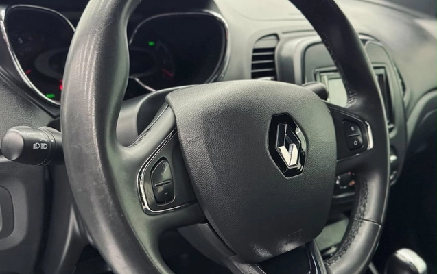 imagem-https://www.socarrao.com.br/sc-vehicle-images-prod/3328754/1787253962714-vehicle_image_1787169815_cd9d1b8ba963e4c3d259678f807fc15e.jpeg